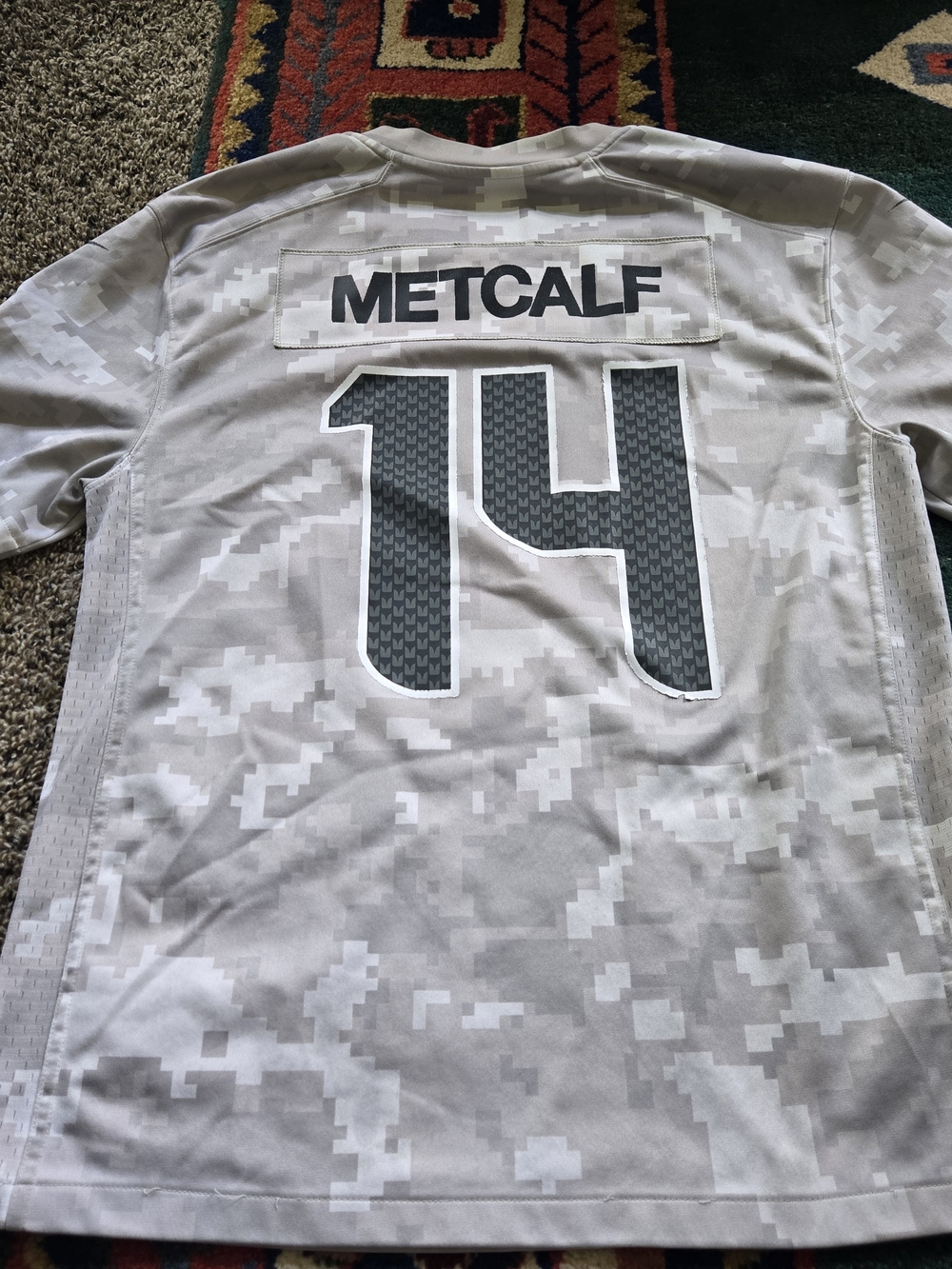 DK Metcalf #14 Seahawks Salute to Service NFL Women's Jersey XL